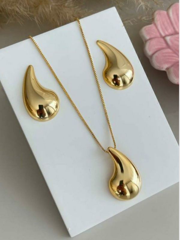 Conjunto Colar e Brinco Vírgula Dourado - Alícia Folheados