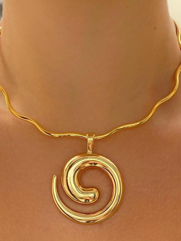 Max Colar Dourado Verniz Italiano - Alícia Folheados